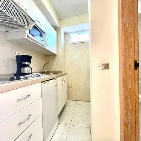 Studio Pp With Balcony, Wifi, Nearby Sea * 푸에르토 드 라 크루즈