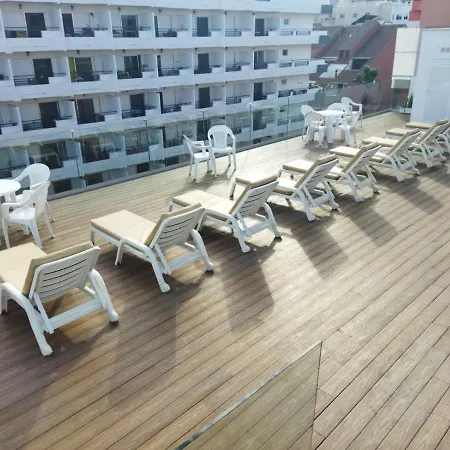 Studio Pp With Balcony, Wifi, Nearby Sea アパート
